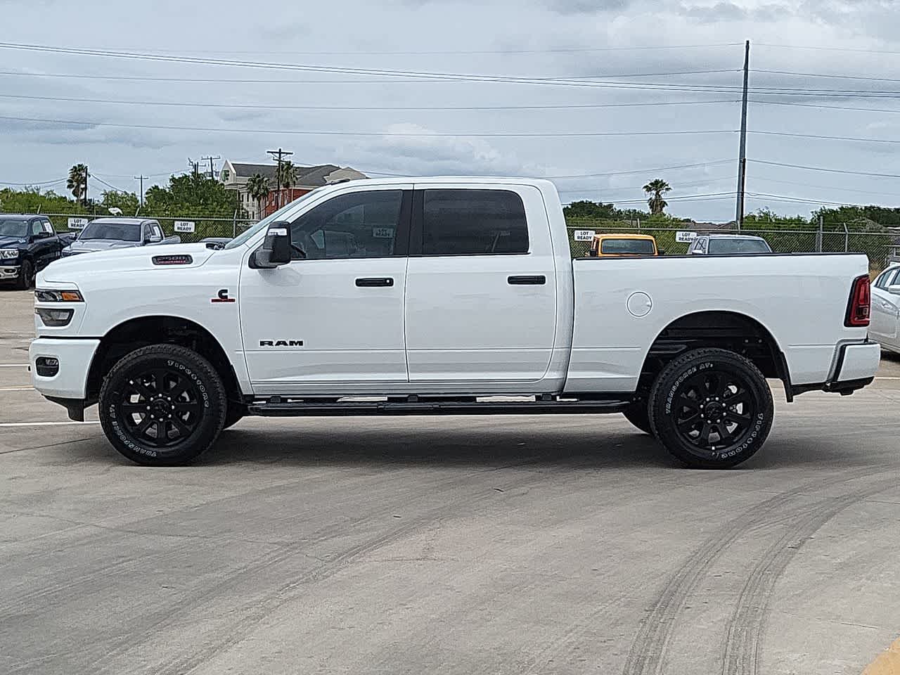 2025 RAM 2500 ST 11