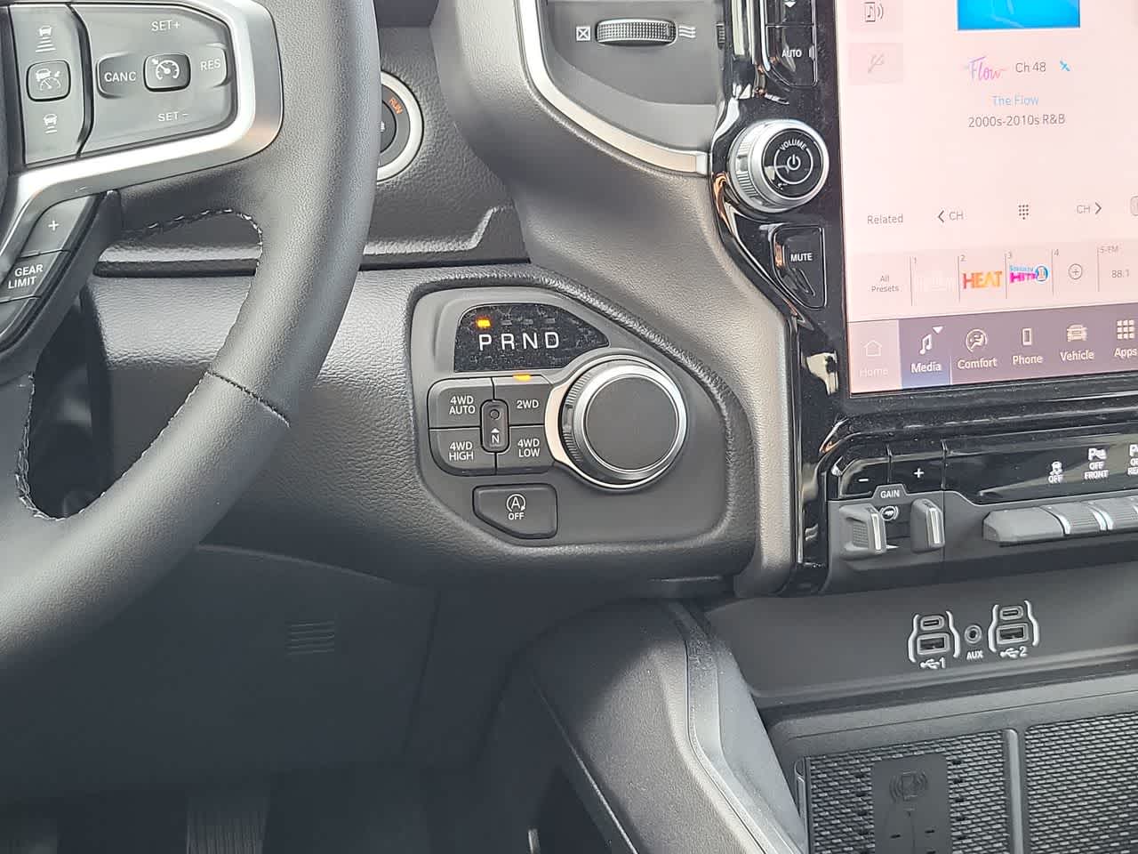 Thumbnail: 2026 RAM 1500 - 25