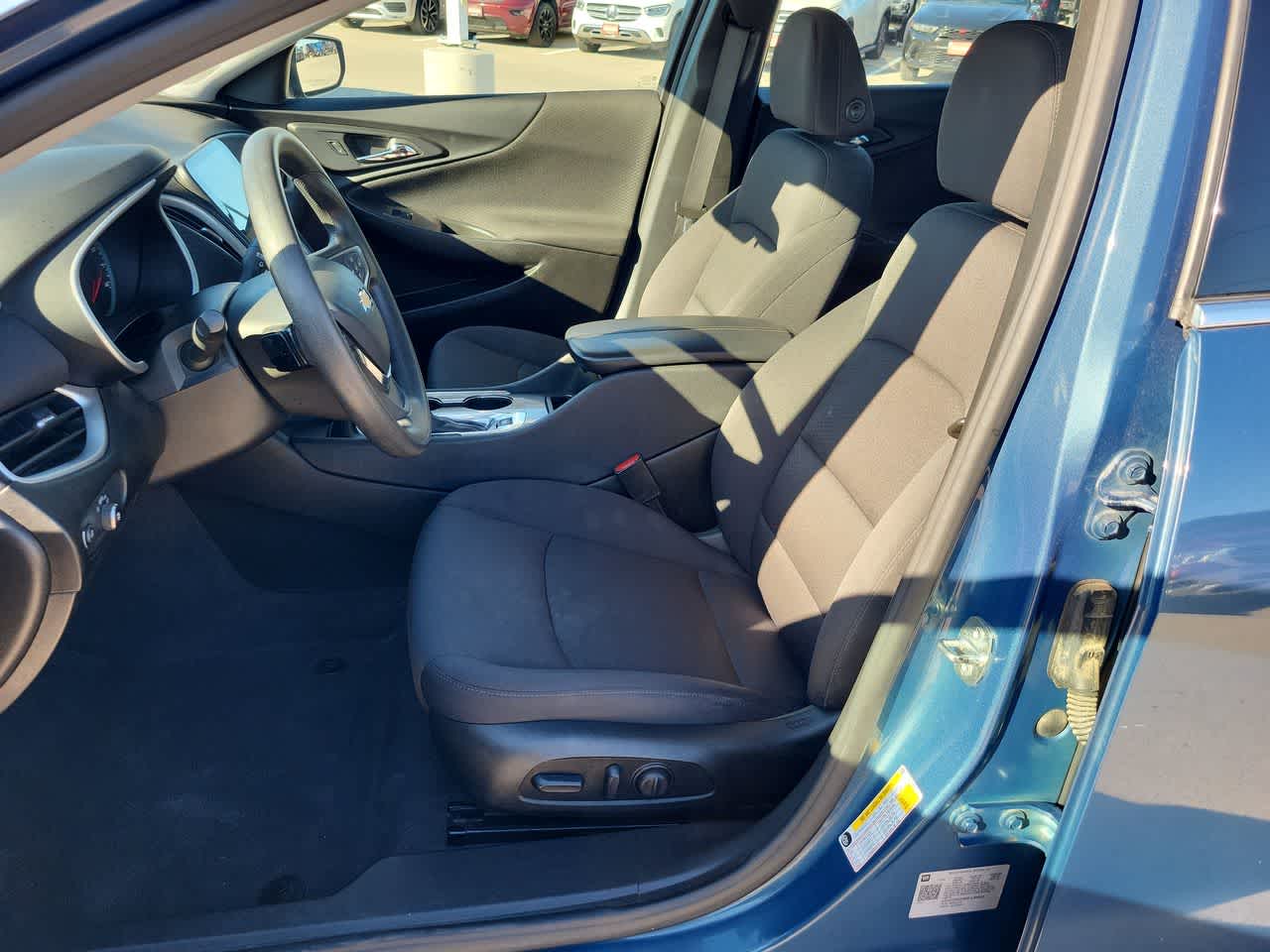 Thumbnail: 2024 Chevrolet Malibu - 19