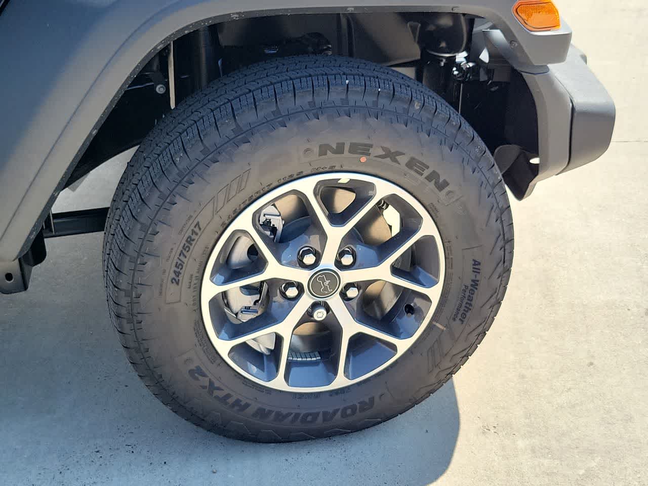 Thumbnail: 2025 Jeep Wrangler - 16