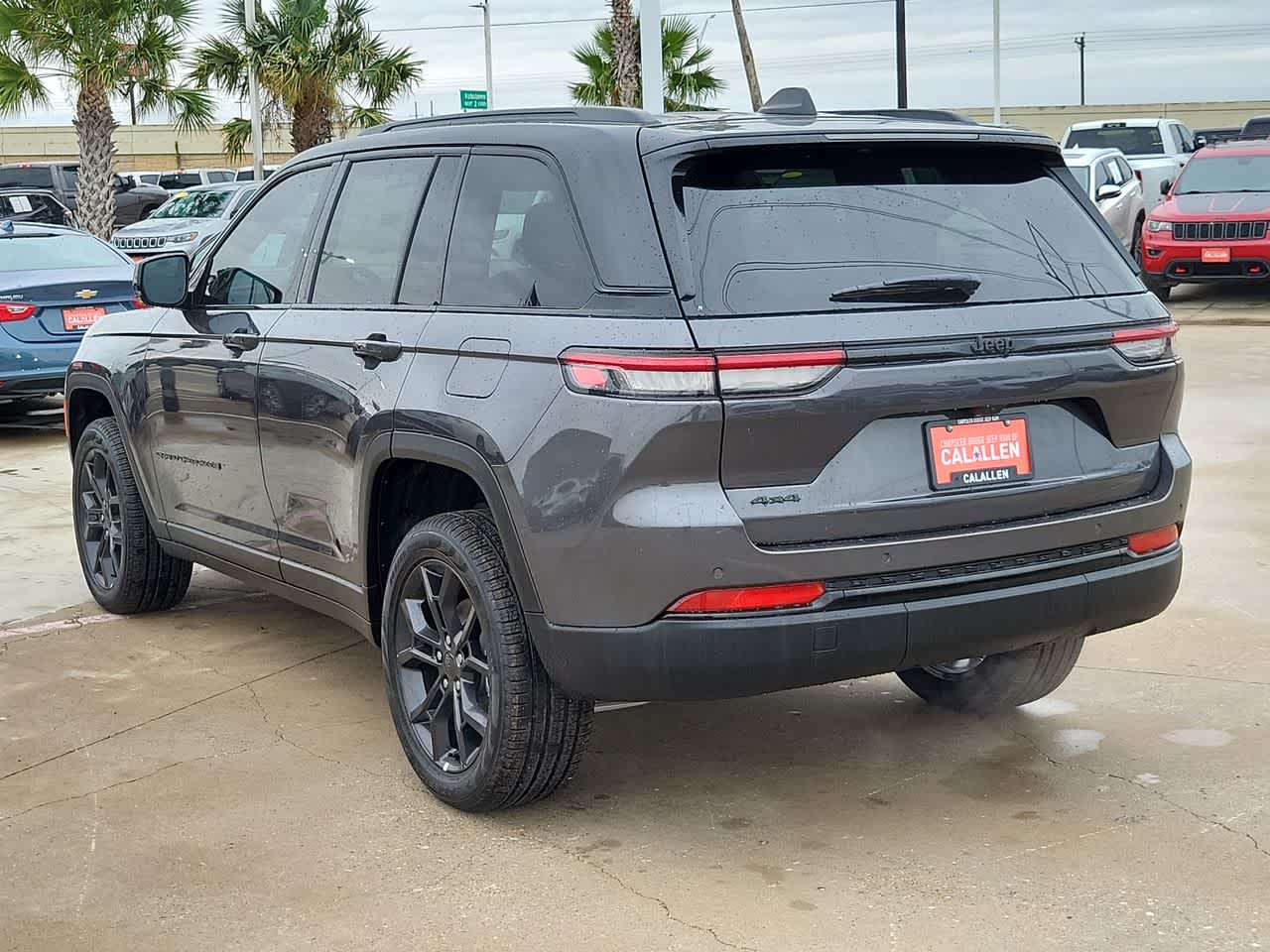 Thumbnail: 2025 Jeep Grand Cherokee - 12