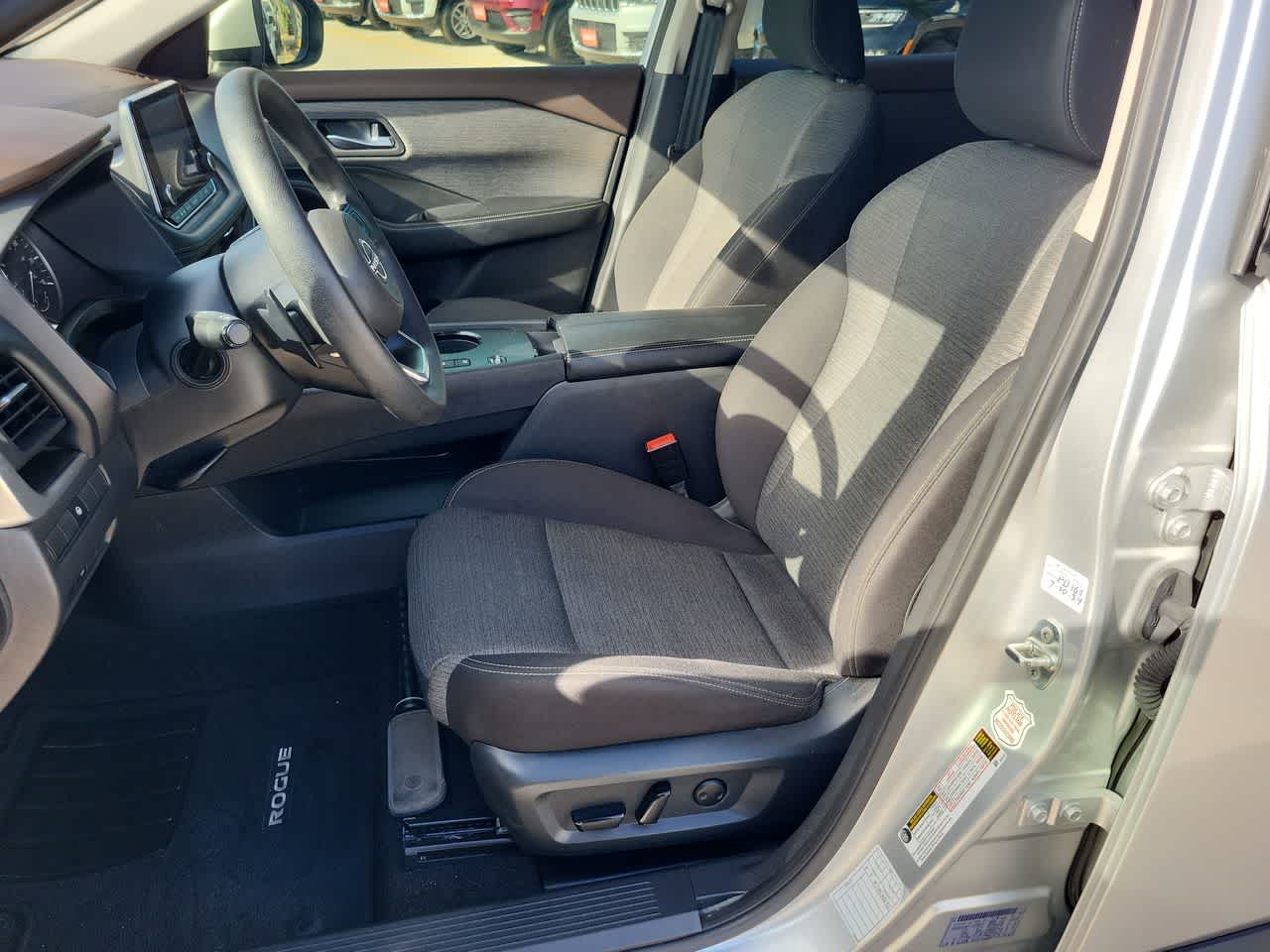 Thumbnail: 2023 Nissan Rogue - 19