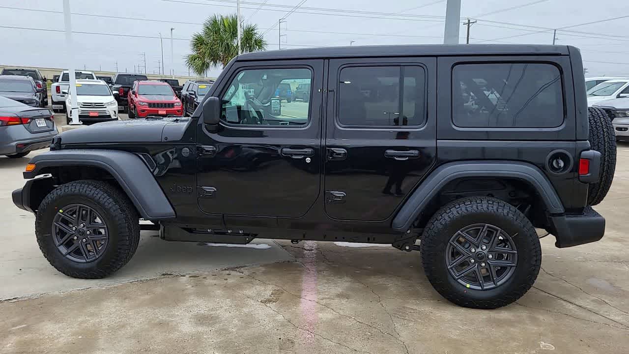 Thumbnail: 2026 Jeep Wrangler - 5