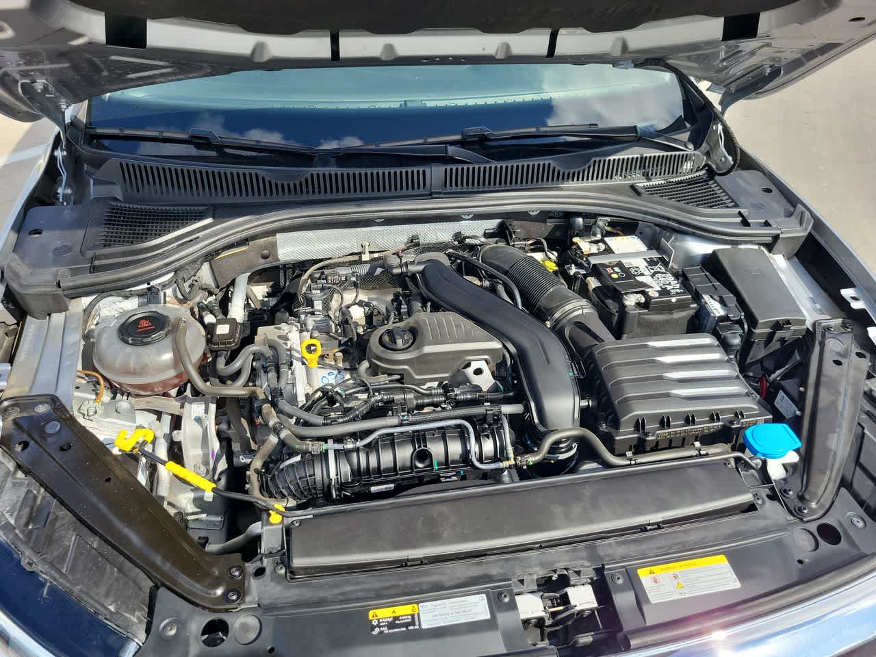 Thumbnail: 2024 Volkswagen Jetta - 17