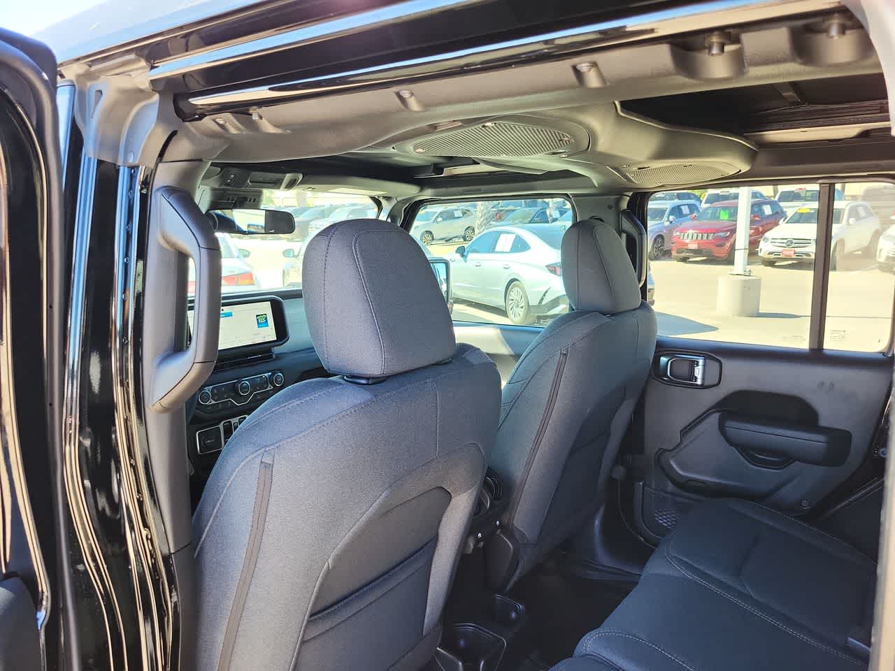 Thumbnail: 2026 Jeep Wrangler - 20