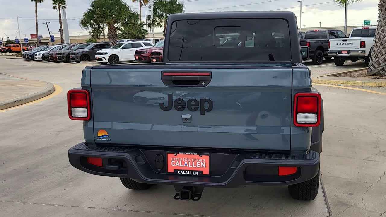 Thumbnail: 2025 Jeep Gladiator - 7