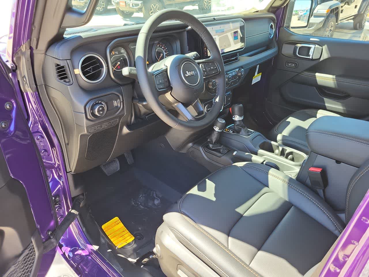 Thumbnail: 2026 Jeep Gladiator - 10