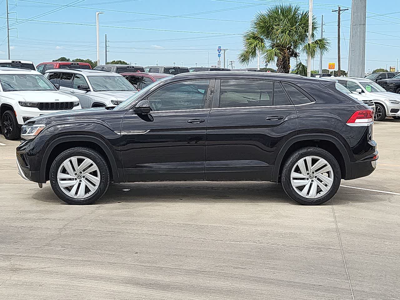 Thumbnail: 2021 Volkswagen Atlas - 11