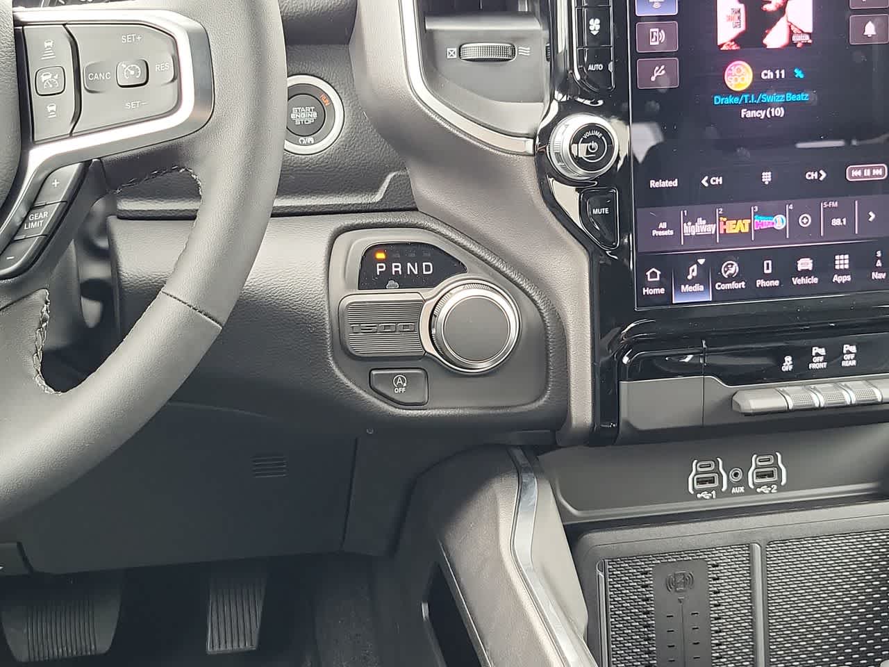 Thumbnail: 2026 RAM 1500 - 25