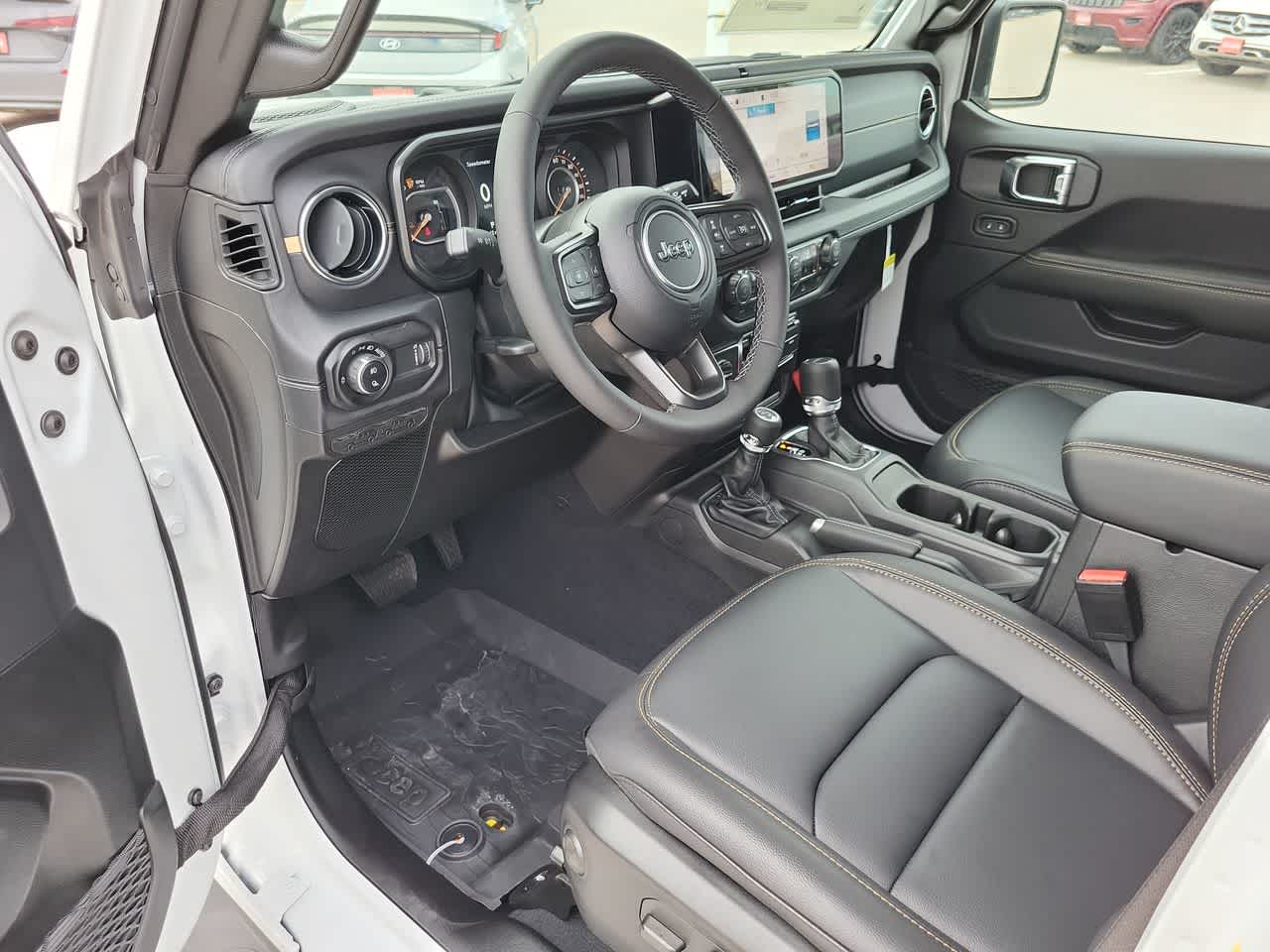 Thumbnail: 2025 Jeep Gladiator - 10