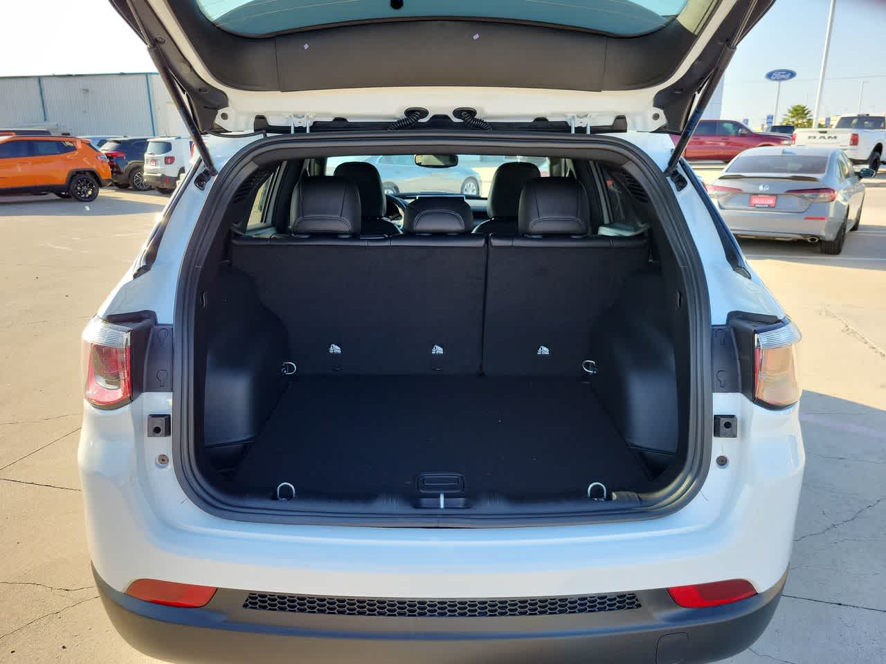 Thumbnail: 2026 Jeep Compass - 27