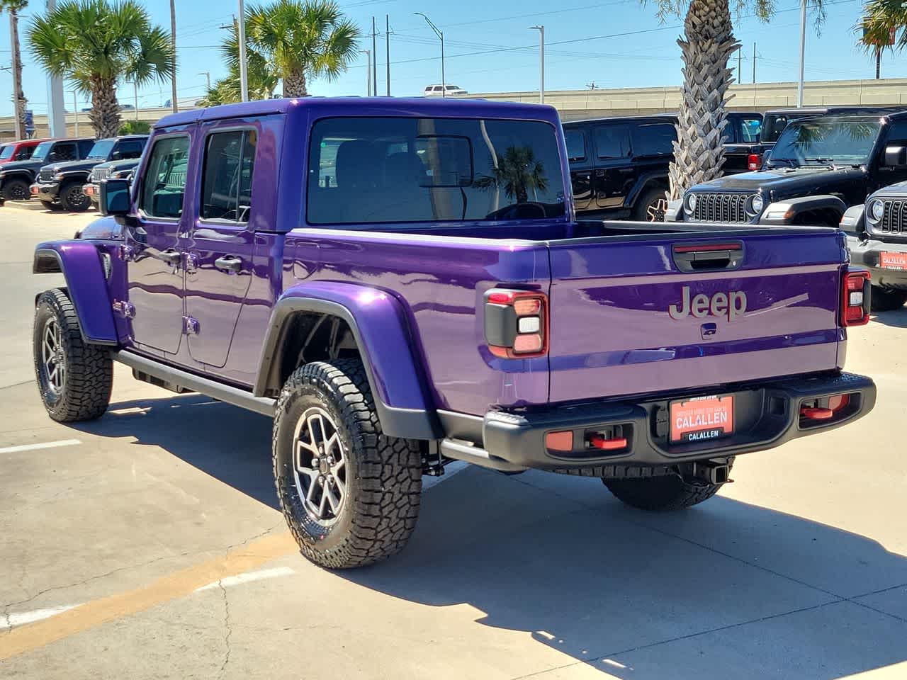 Thumbnail: 2026 Jeep Gladiator - 12