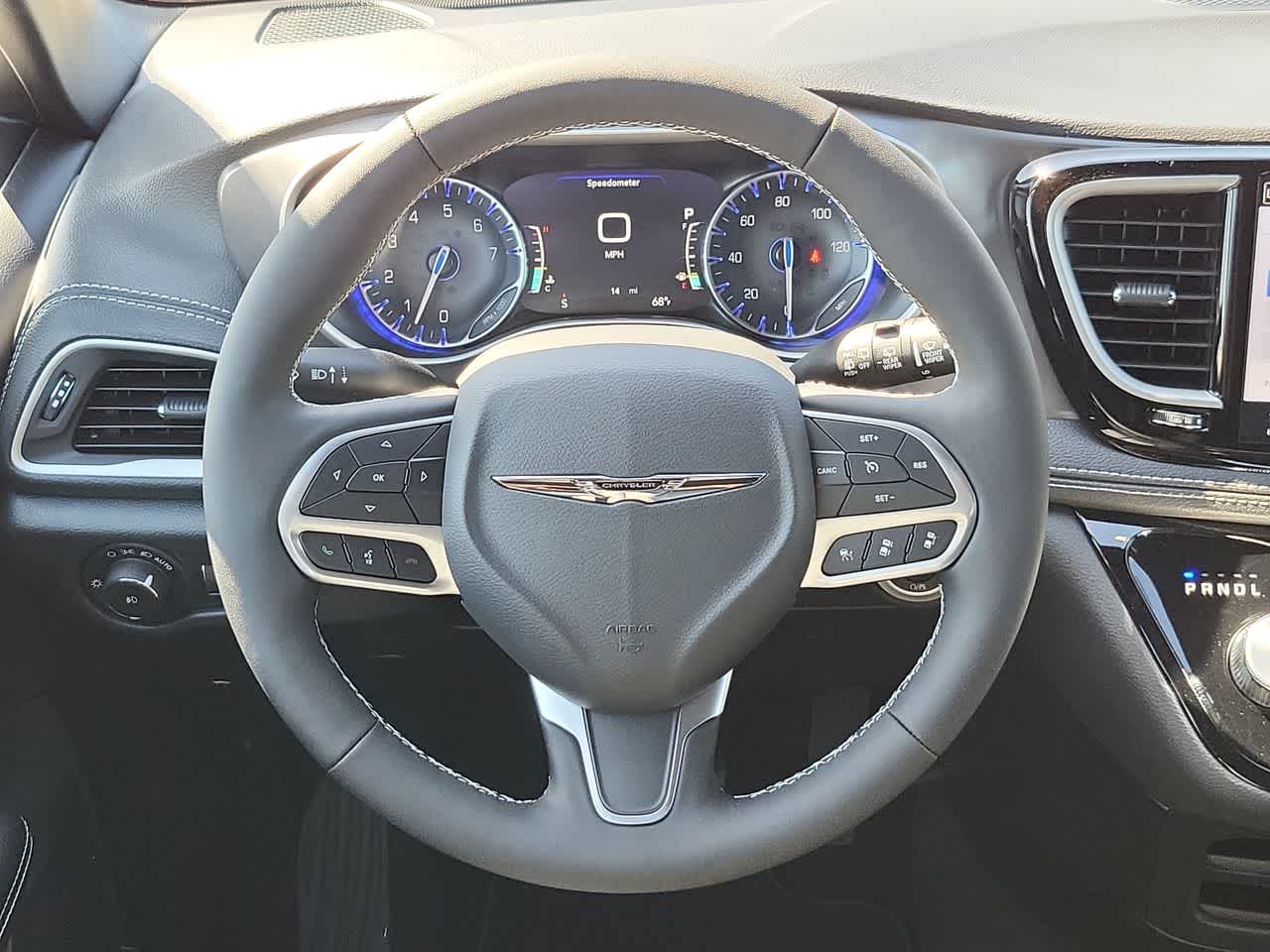 Thumbnail: 2026 Chrysler Pacifica - 23