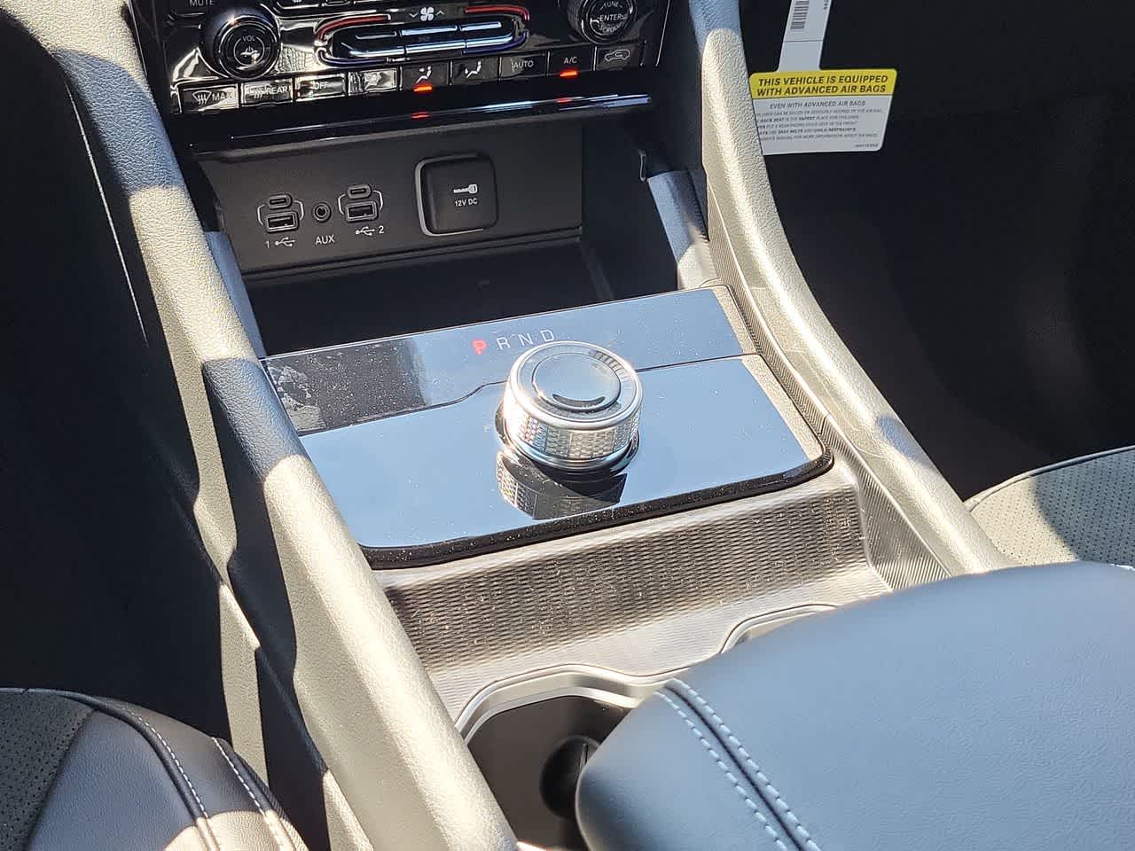 Thumbnail: 2025 Jeep Grand Cherokee - 25