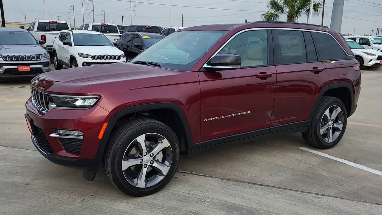 Thumbnail: 2025 Jeep Grand Cherokee - 4