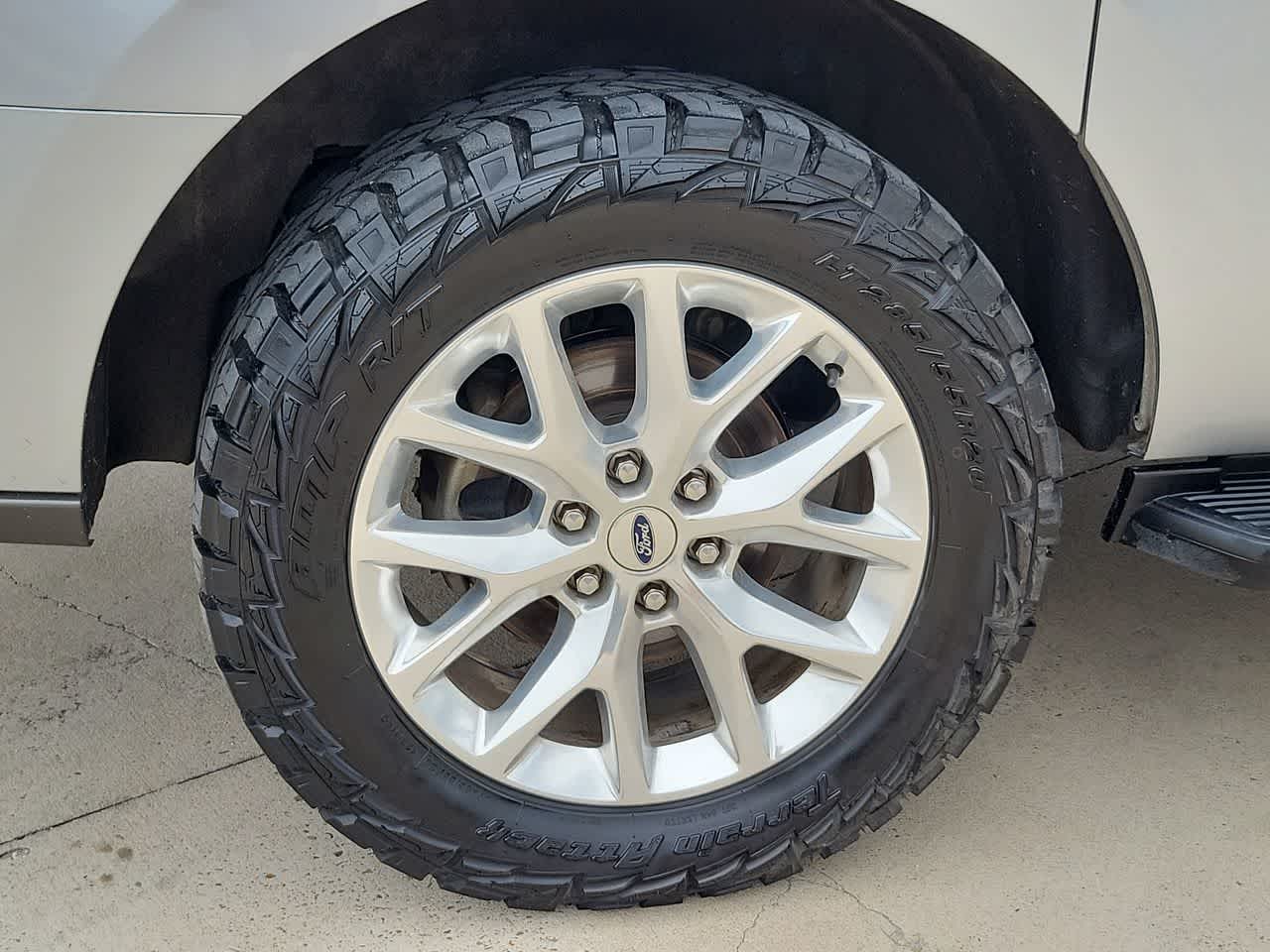 Thumbnail: 2021 Ford Expedition MAX - 16