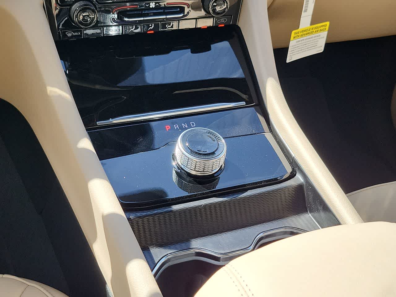 Thumbnail: 2025 Jeep Grand Cherokee - 25