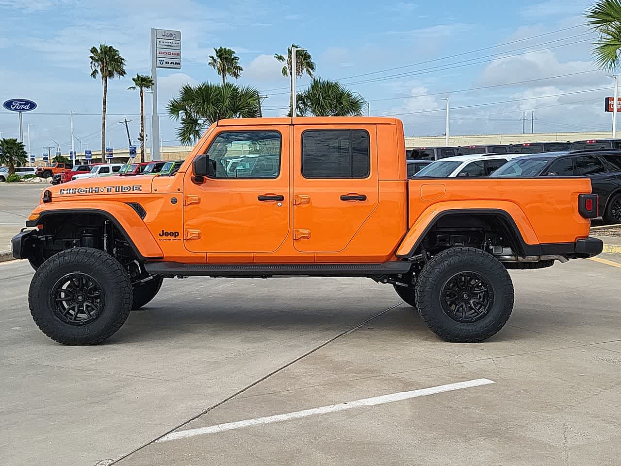 Thumbnail: 2025 Jeep Gladiator - 11