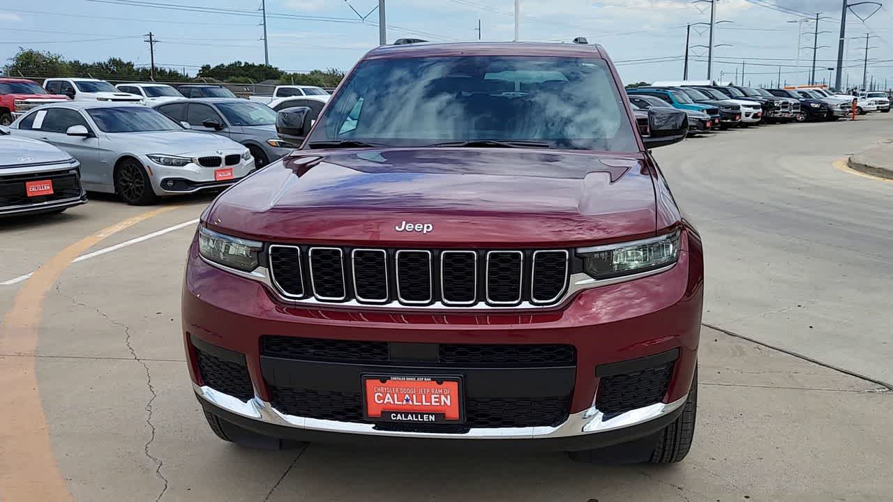 Thumbnail: 2025 Jeep Grand Cherokee - 3