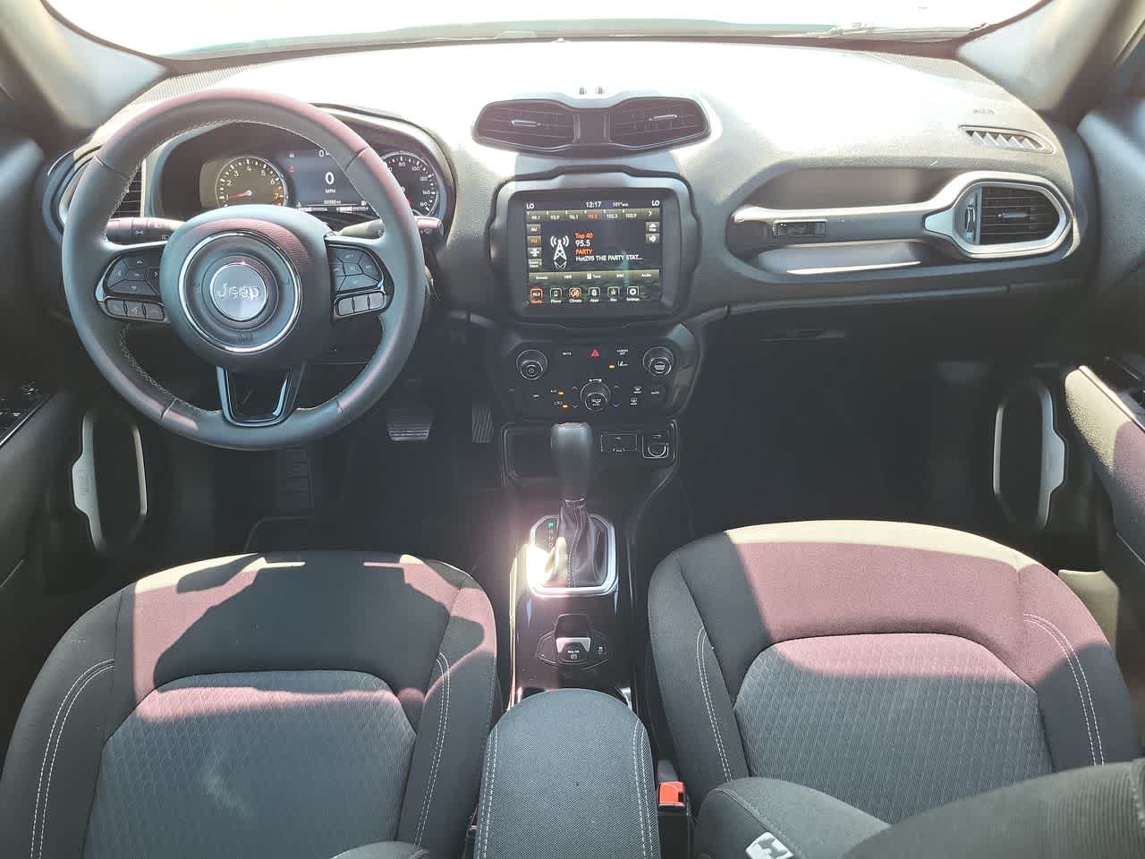 Thumbnail: 2021 Jeep Renegade - 18