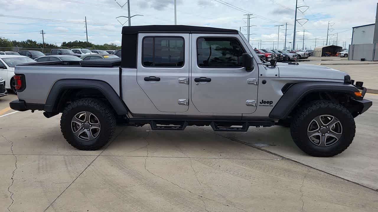 Thumbnail: 2020 Jeep Gladiator - 9