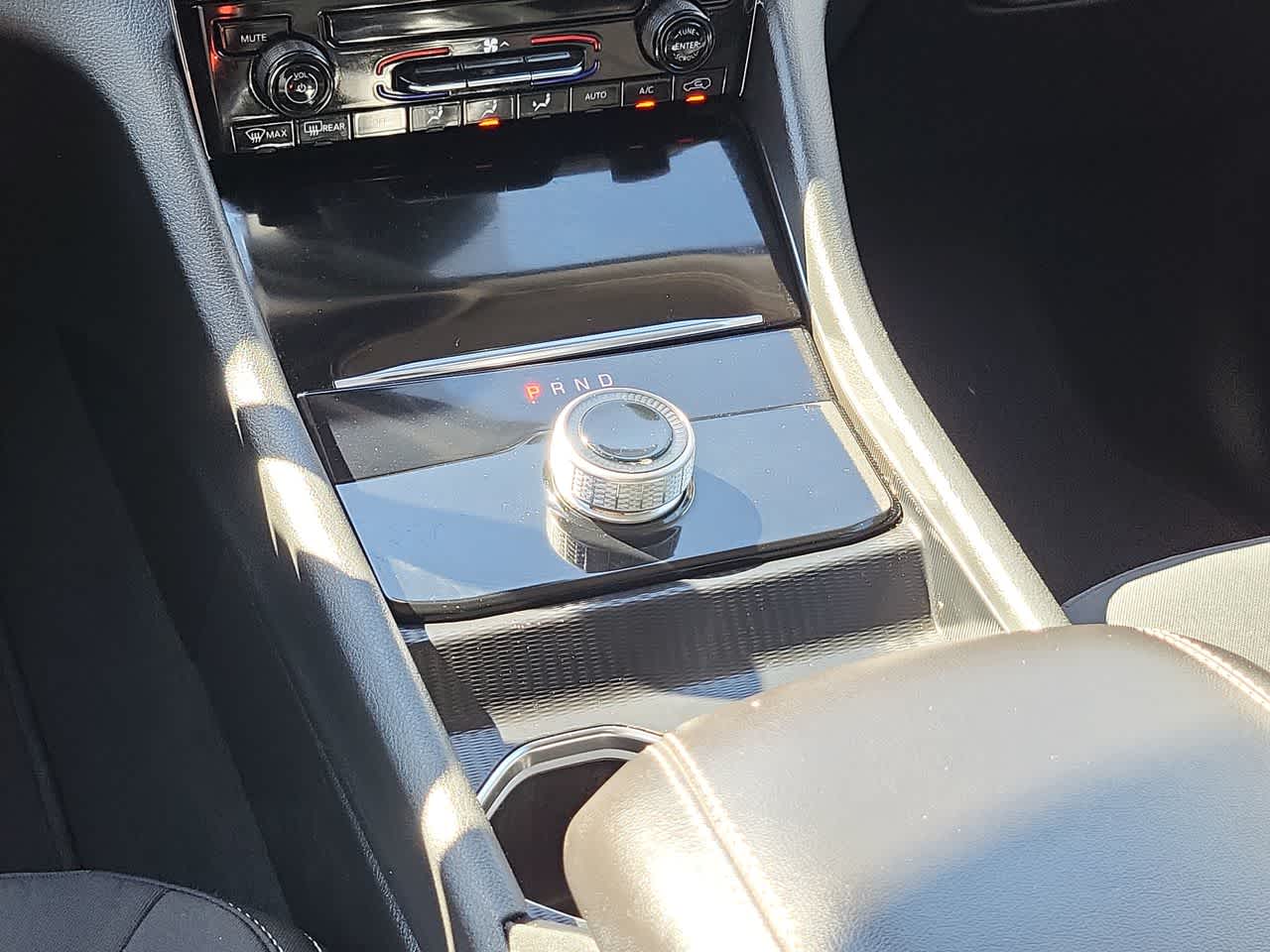 Thumbnail: 2023 Jeep Grand Cherokee - 25