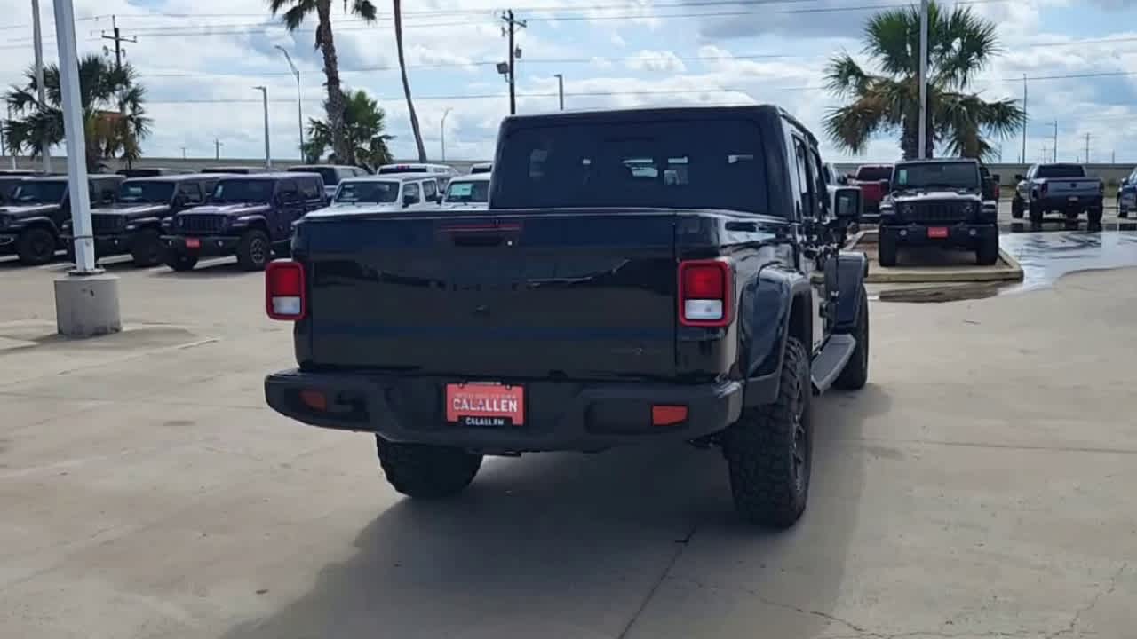 Thumbnail: 2026 Jeep Gladiator - 7