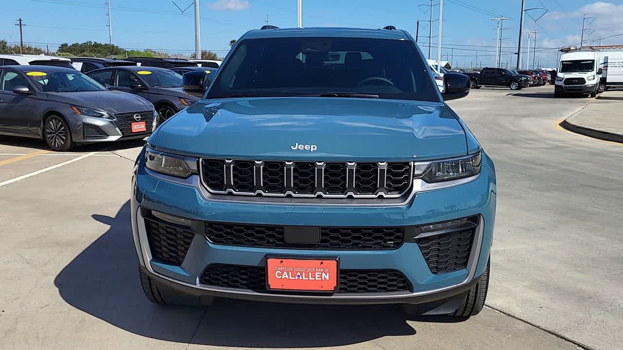 Thumbnail: 2026 Jeep Grand Cherokee - 3