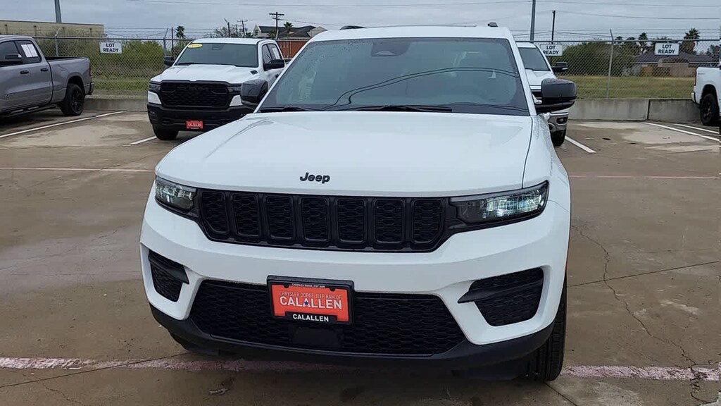 New 2025 Jeep Grand Cherokee ALTITUDE X 4X2 Sport Utility