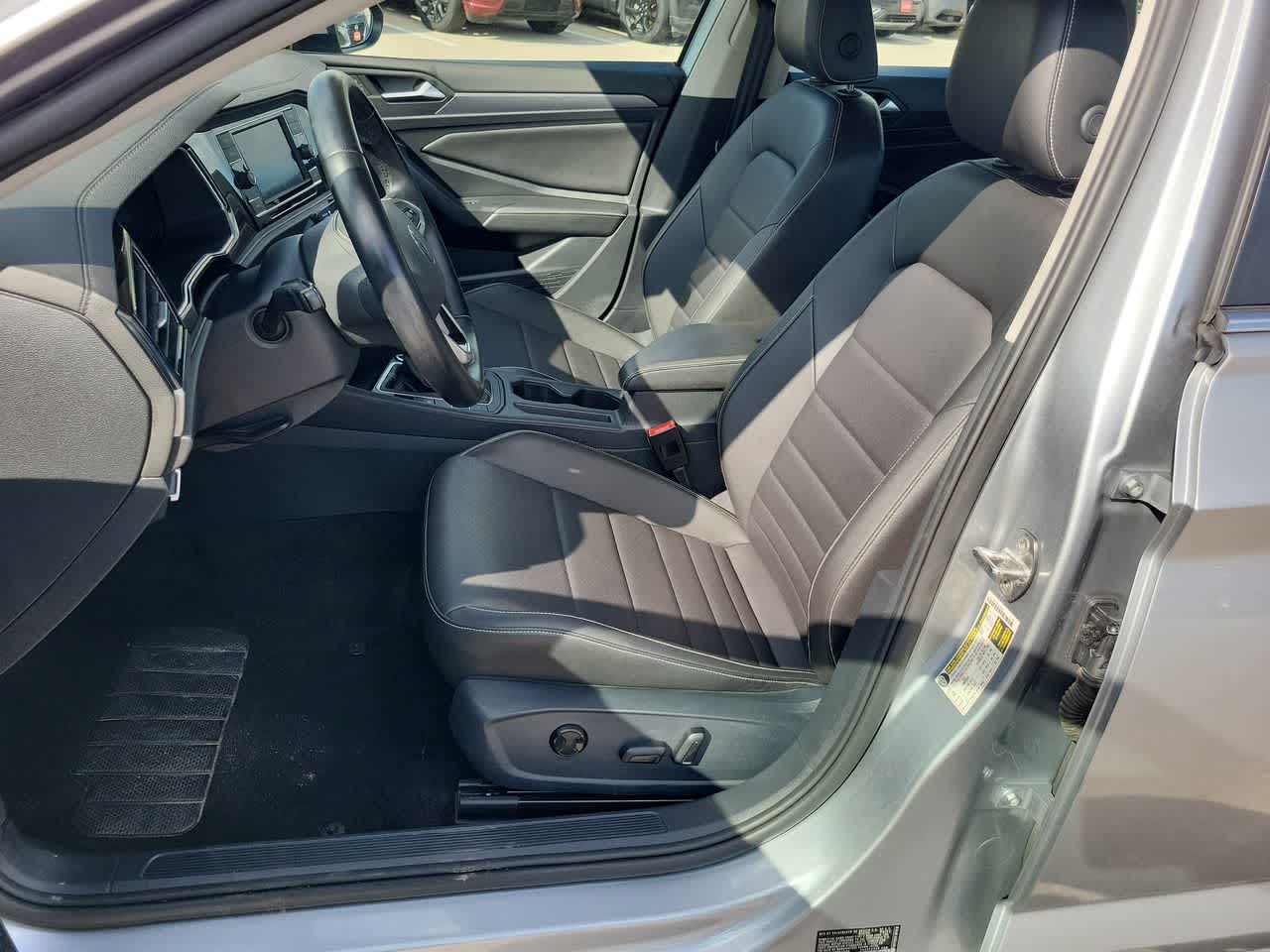 Thumbnail: 2024 Volkswagen Jetta - 19