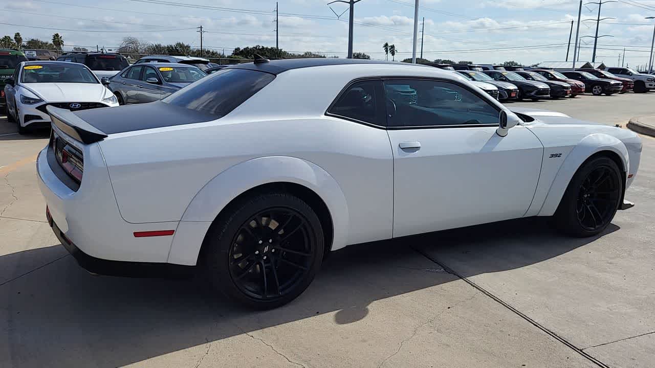 Thumbnail: 2022 Dodge Challenger - 8