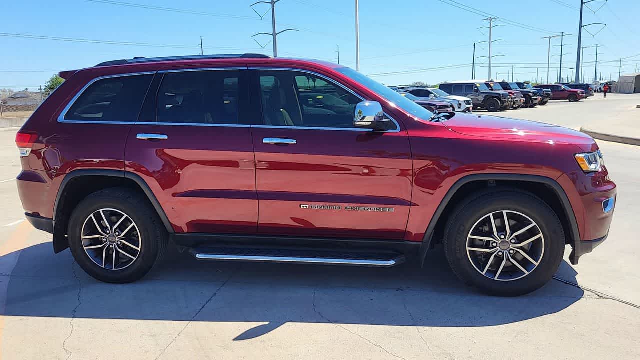 Thumbnail: 2022 Jeep Grand Cherokee - 9