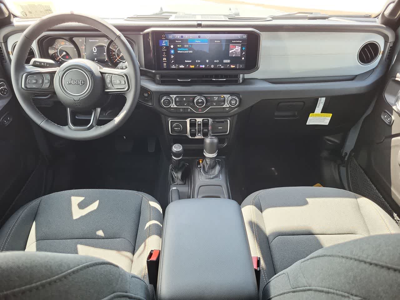 Thumbnail: 2025 Jeep Wrangler - 18