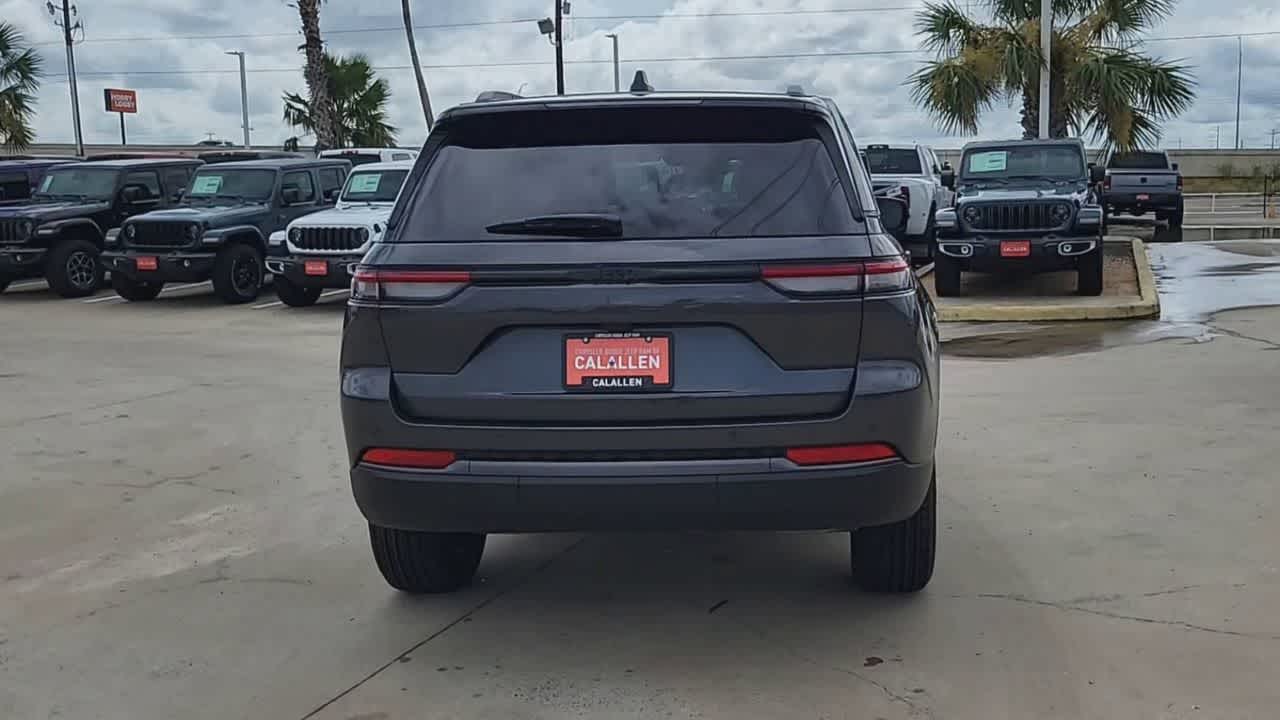 Thumbnail: 2026 Jeep Compass - 7
