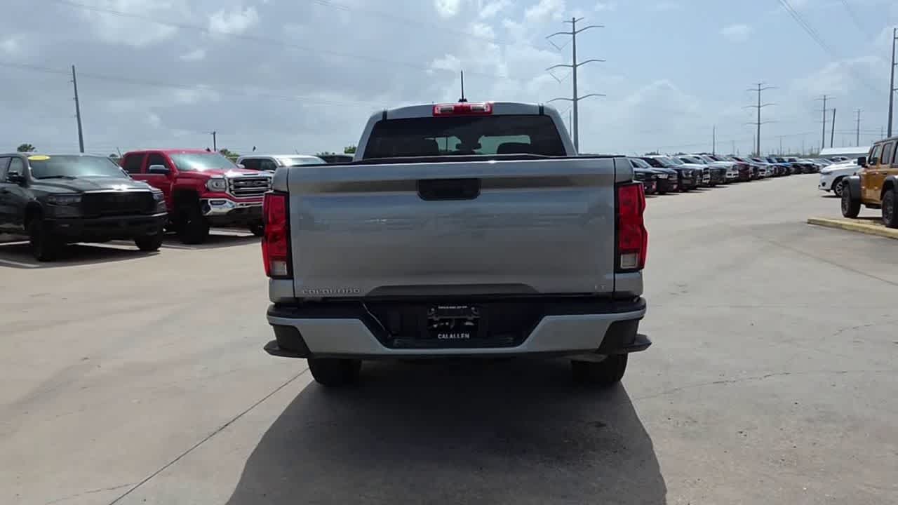 Thumbnail: 2024 Chevrolet Colorado - 7