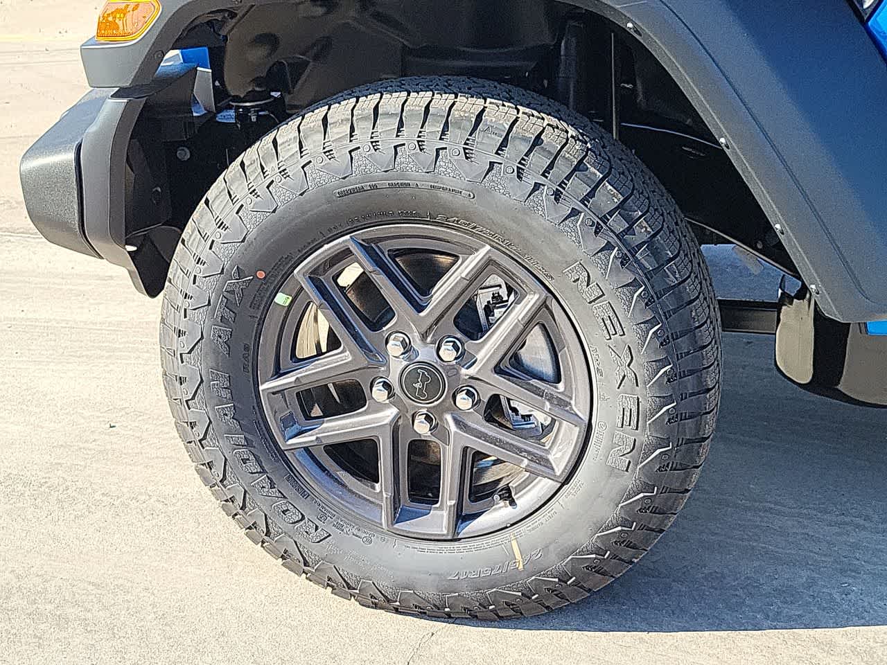 Thumbnail: 2026 Jeep Wrangler - 16