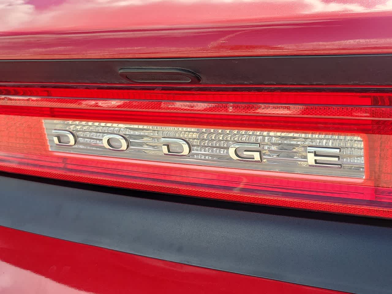 Thumbnail: 2013 Dodge Challenger - 15