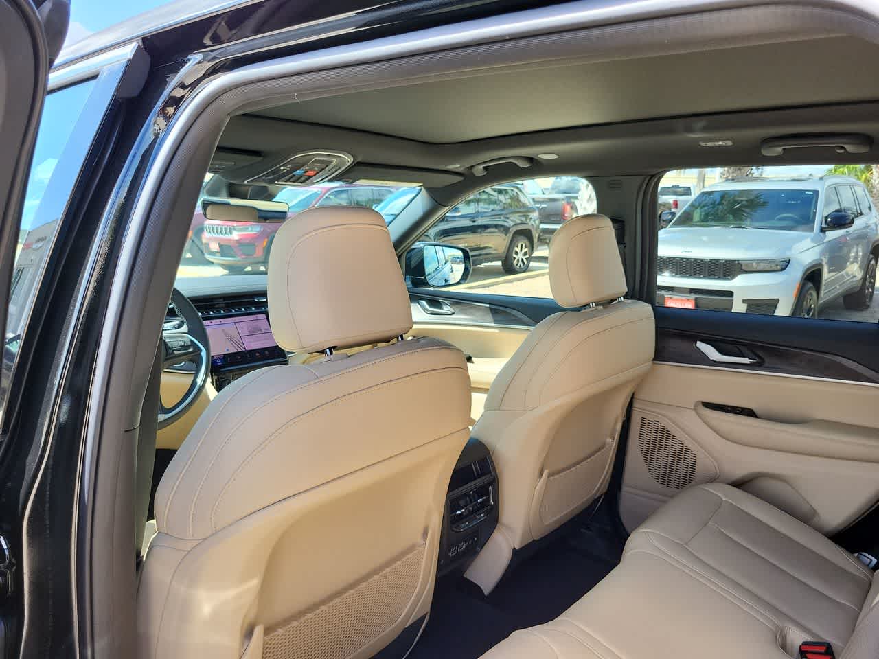 Thumbnail: 2025 Jeep Grand Cherokee - 20