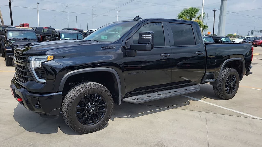 Used 2025 Chevrolet Silverado 2500 HD LT Truck Crew Cab