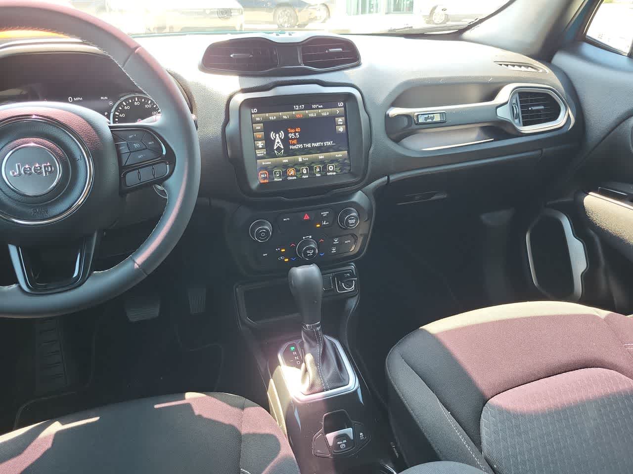 Thumbnail: 2021 Jeep Renegade - 24