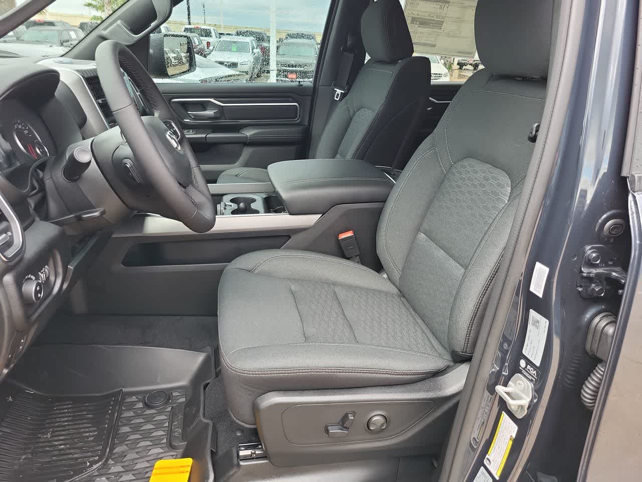 Thumbnail: 2026 RAM 1500 - 19