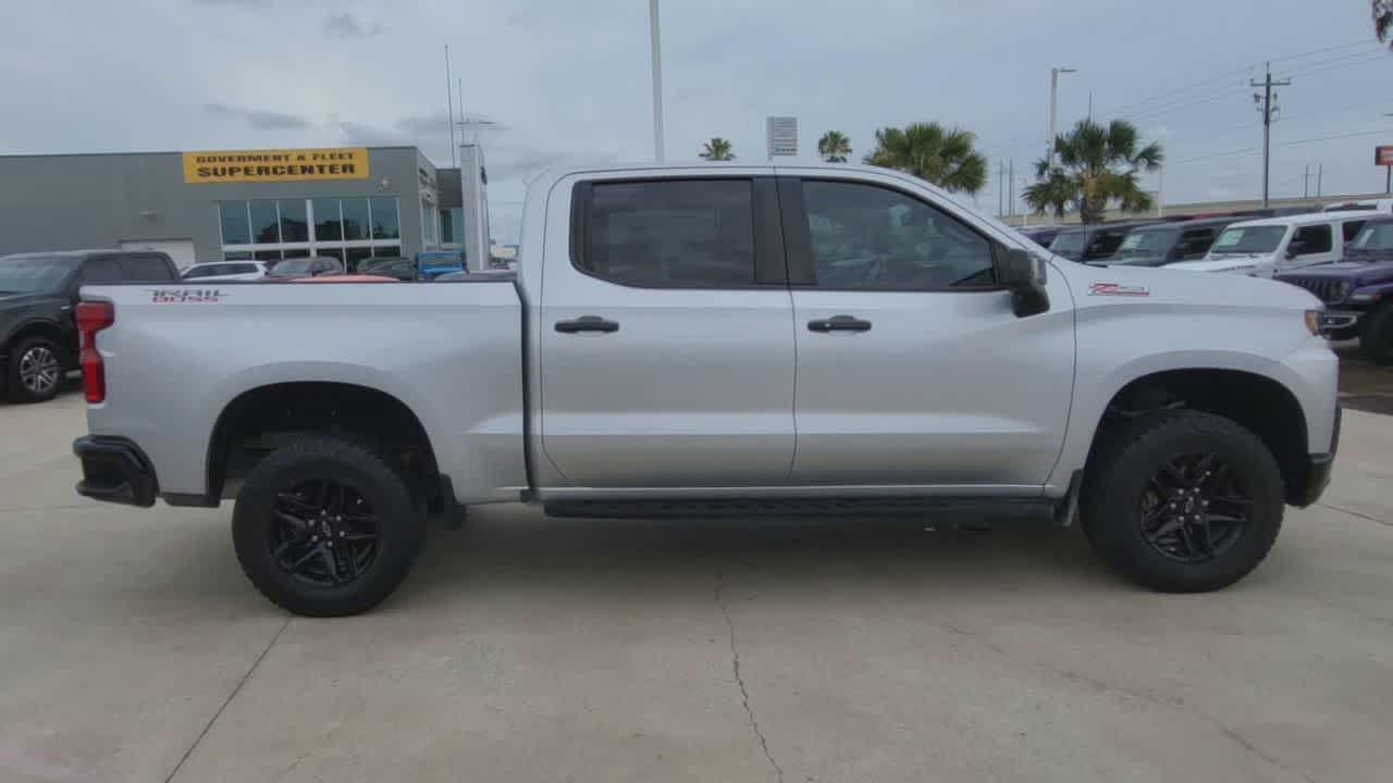 Thumbnail: 2022 Chevrolet Silverado 1500 - 9