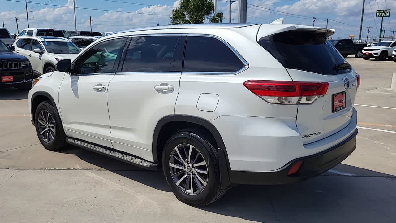 Thumbnail: 2018 Toyota Highlander - 6