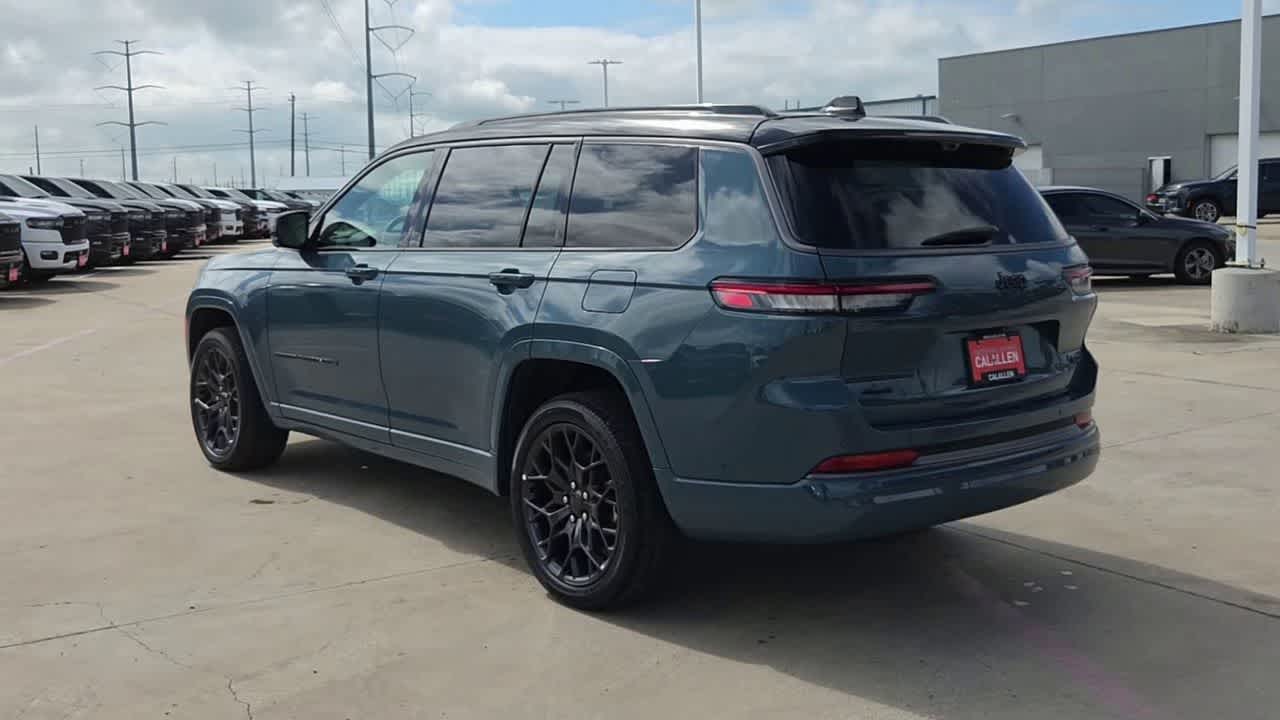 Thumbnail: 2026 Jeep Grand Cherokee - 6