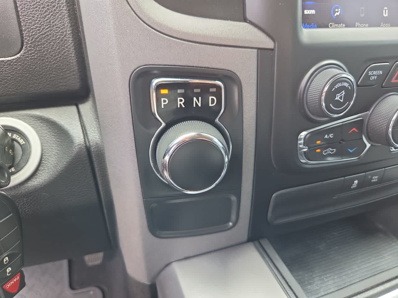 Thumbnail: 2021 RAM 1500 Classic - 24