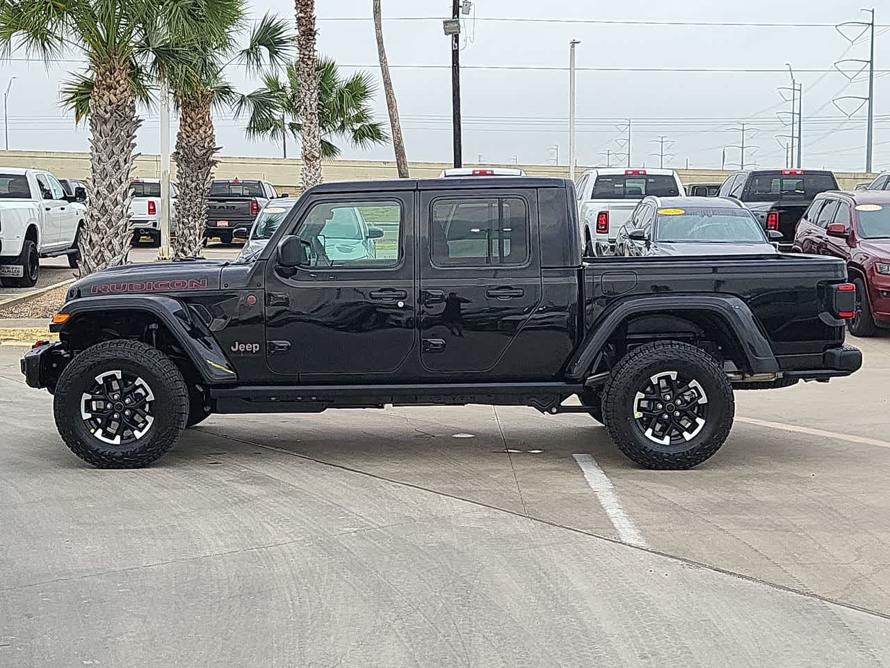 Thumbnail: 2026 Jeep Gladiator - 11