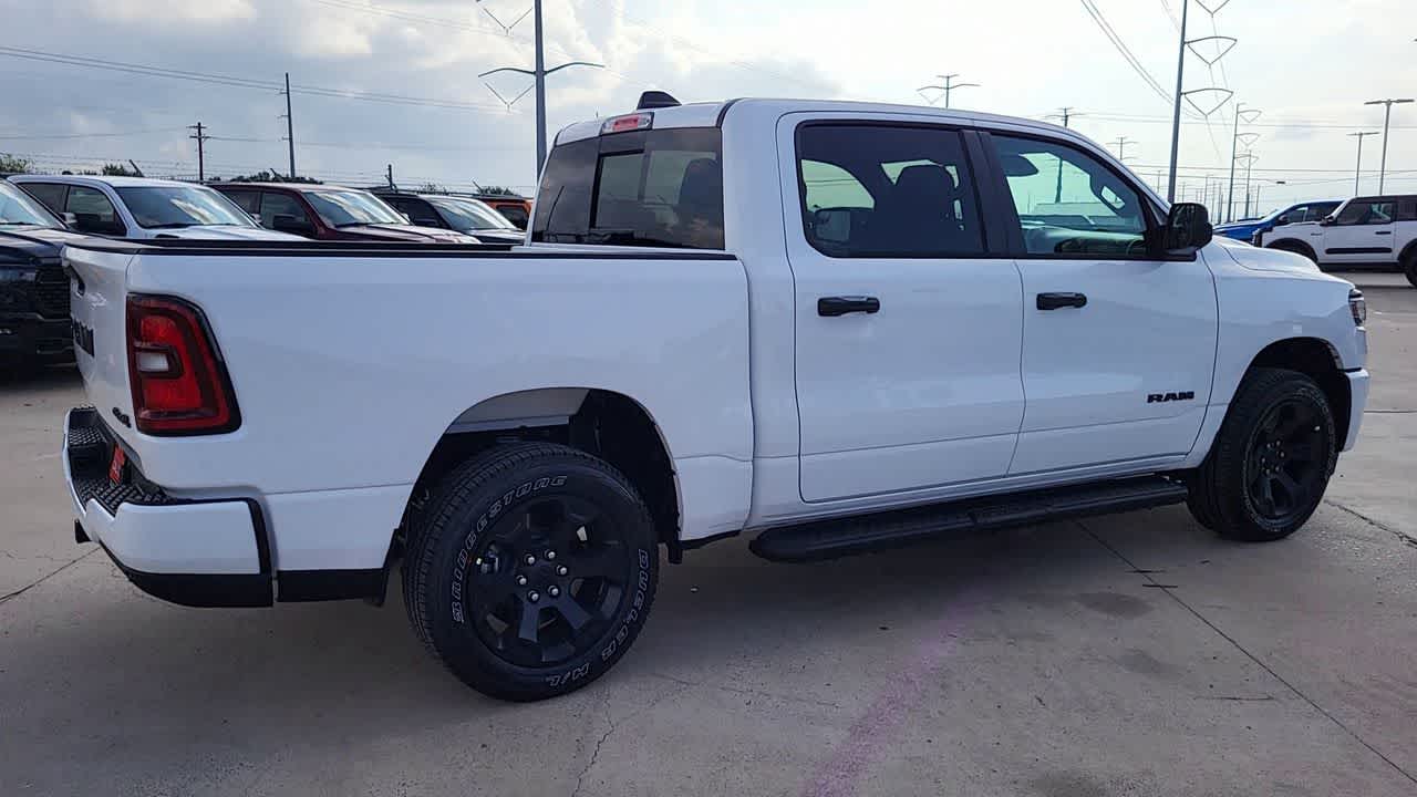 Thumbnail: 2025 RAM 1500 - 8