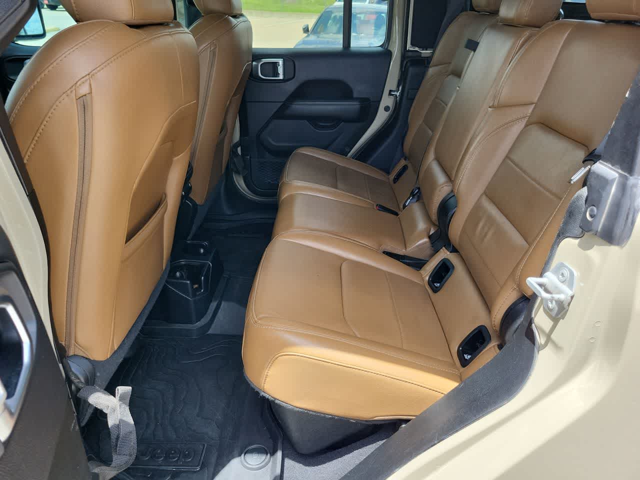 Thumbnail: 2020 Jeep Gladiator - 21
