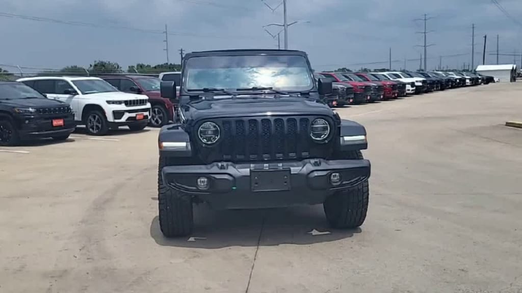 Used 2021 Jeep Wrangler Unlimited Sahara SUV