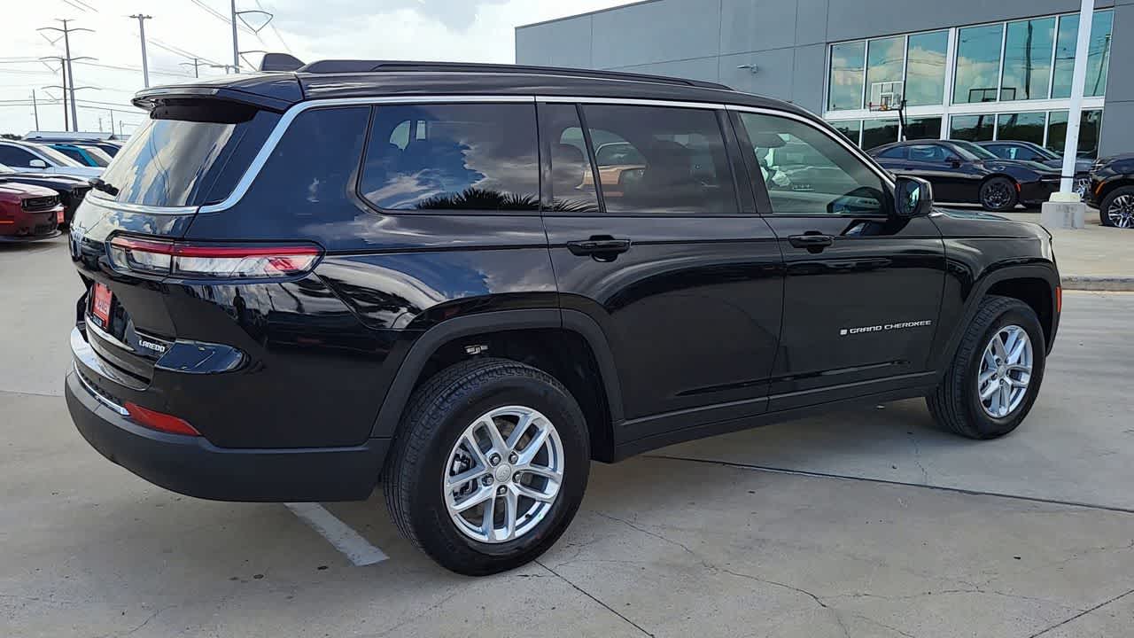 Thumbnail: 2025 Jeep Grand Cherokee - 8